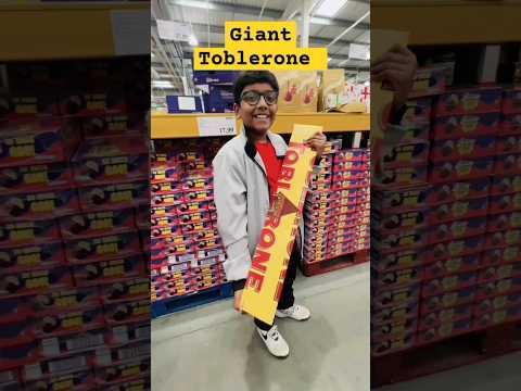Giant Toblerone 🍫🍫 #shorts #chocolate #toblerone