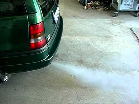 X16XEL verbrennt etwas Öl