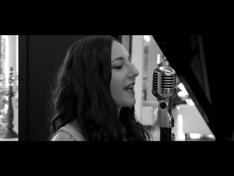 TEXT FT ROSEMARY - MIDNIGHT IN PARIS (Prod. EFFE)