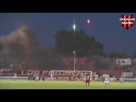 "HINCHADA DE DOUGLAS HAIG VS BANFIELD" Barra: Los Fogoneros • Club: Douglas Haig • País: Argentina