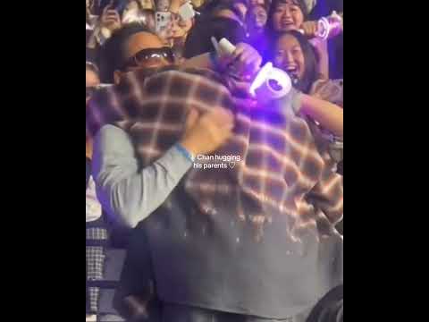 Such a precious family moment🥹 #bangchanstraykids #BANGCHAN #bangchanskz #straykids #skz