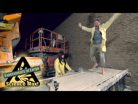 Running on a Liquid Surface | Maxed Out Experiments | Science Max