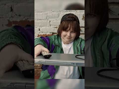 Этот парень может РОДИТЬ ВСЁ!  #новыесериалы #кино #фильм #сериал