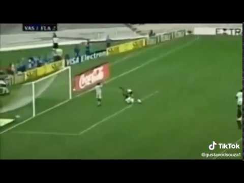 Gol de petkovic contra o vasco