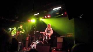 Slow Club - Giving Up On Love