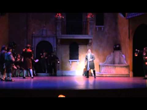 Victor Ryan Robertson sings Count Almaviva in Il Barbiere di Siviglia