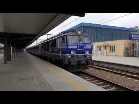 EP09-013 + IC PIAST z Gdyni Gł. do Wrocławia Gł., odjeżdża ze stacji Poznań Główny 21.03.2019
