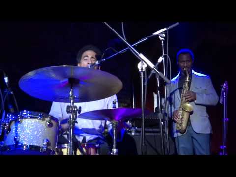 Soulive w/Hall/Denson/Hartswick: Jesus Children/If You Want Me To Stay [HD] 2012-03-02 - BOWLIVE III