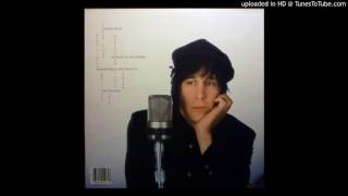 TODD RUNDGREN LIVE - PRETENDING TO CARE & LOST HORIZON (with motown medley)