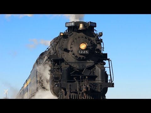 Pere Marquette 1225: The Marquette Limited