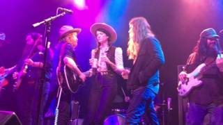 Nikki Lane w/Brent Cobb - You Ain't Going Nowhere (Bob Dylan)