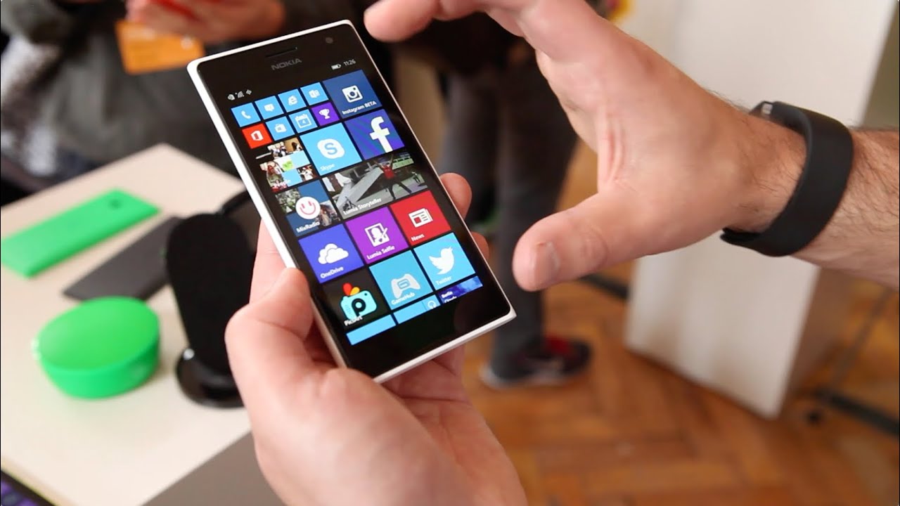Nokia Lumia 730 hands-on - YouTube
