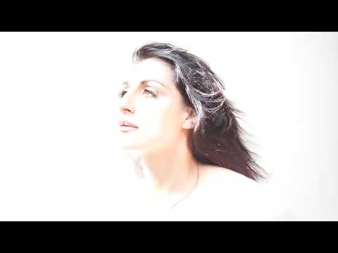 Roberta Faccani   Il Mondo che verrà  (Versione originale)