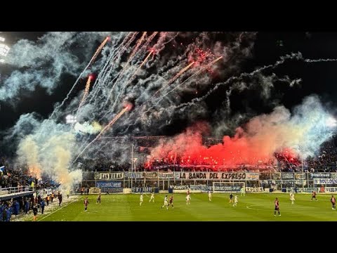 "La INCREÍBLE FIESTA " Barra: La Banda del Expreso &bull; Club: Godoy Cruz &bull; País: Argentina