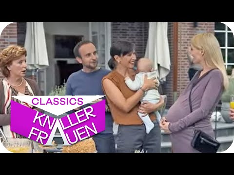 Familienfeier: Wann kommen die Kinder? | Knallerfrauen mit Martina Hill