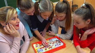 КТО ЛУЧШИЙ ДОКТОР?!! ПОЧЕМУ АНЯ ПЛАЧЕТ?!!