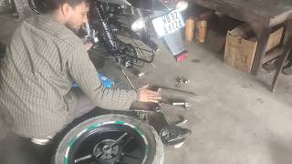 How to Bajaj  V. 150cc.Vikrant  Chain spocket fitting kaise Kari
