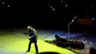 Crosby, Stills &amp; Nash, Stills&#39; amazing solo on Bluebird, Rome, Tour 2013