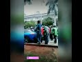 Pemilik Mobil Mewah Misterius Bagi Bagi Duit Ke Ojol