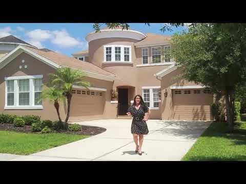 Introducing Yeyny Hernandez