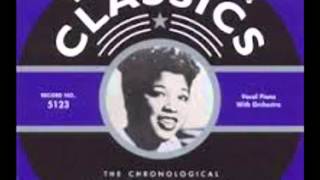 Martha Davis - Trouble is a Man