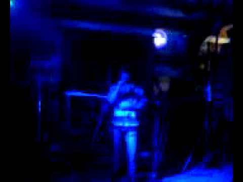 Hińczyk śpiewa w Przystani Kabanos w Spytkowicach