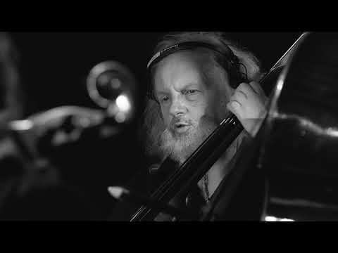 Jameszoo & Metropole Orkest (conducted by Jules Buckley) - '(rolrolrol)' (Official Video)