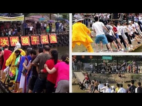 Swinging Bridge Game: The Most Fun You’ll Have Falling!