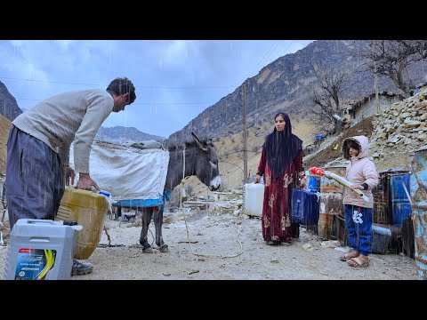 ⛈️In the Shadow of the Storm: A Look at Nomadic Life Today 🌪