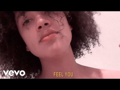 Phé - Feel You (Lyric Visual)