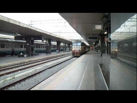 E656.448 in partenza con l' IC 703 Roma Termini - Bari Centrale