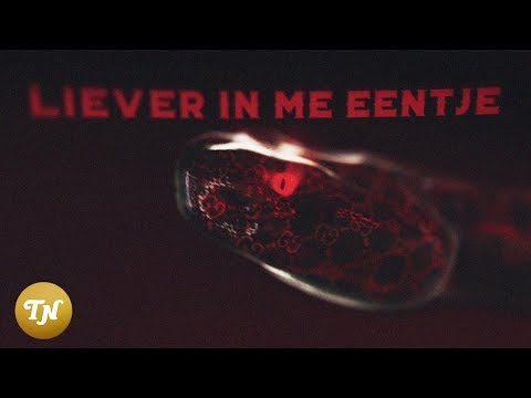 Zoë-Jadha - Gucci Op Me Body (prod. JasonXM) [lyric video]