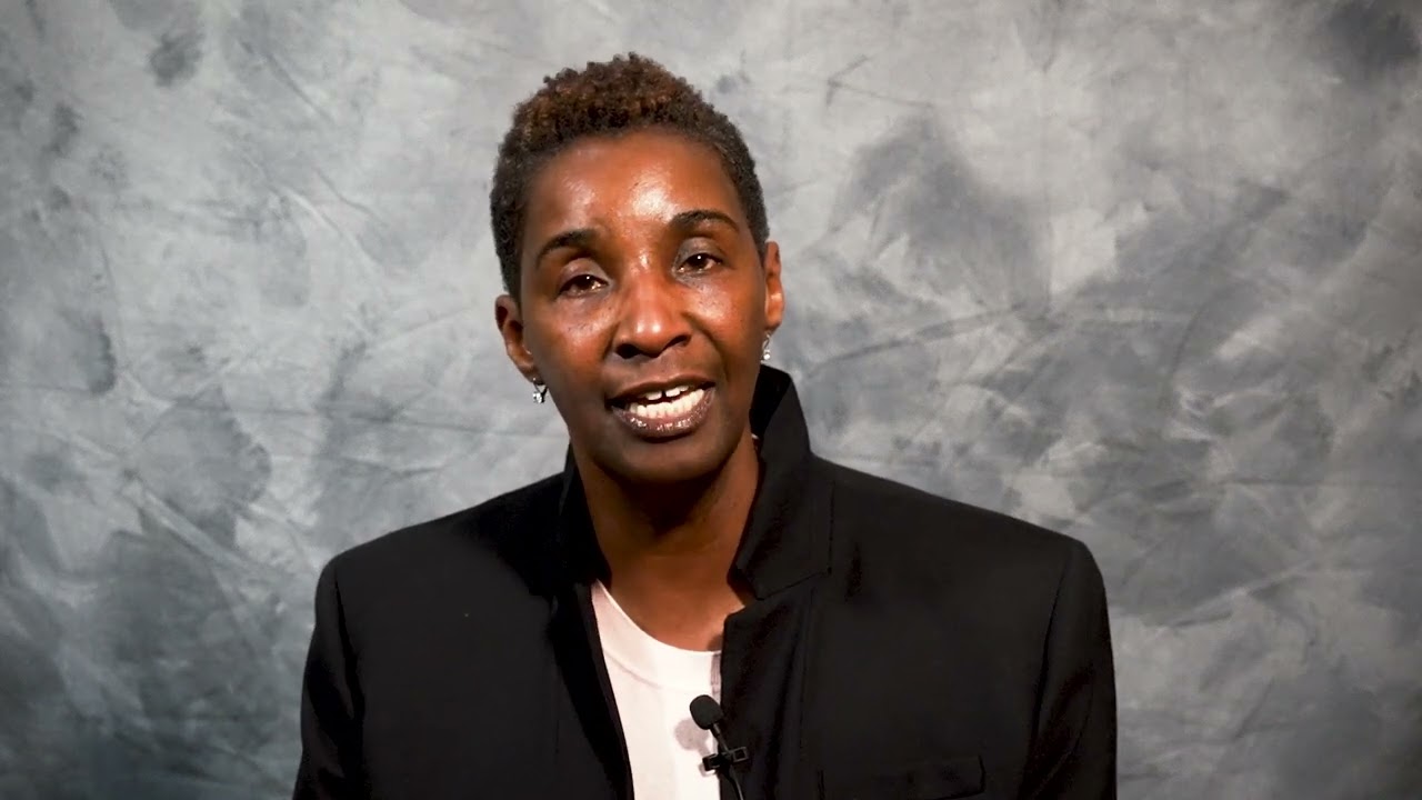 La Honorable Andrea Barton Reeves, Comisionada del Departamento de Servicios Sociales de Connecticut 