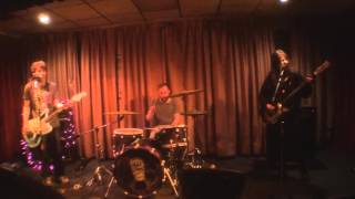 Vellhouse "Milking" (deerhoof cover) @ Eagles Club 03.26.14