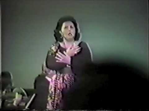 Virginia Zeani Live -  "Ritorna vincitor" - Aida