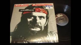 03. Drinkin&#39; And Drivin&#39; - Johnny Paycheck - Everybody&#39;s Got A Family (Meet Mine)