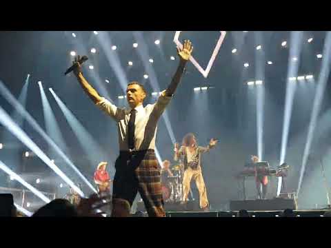 Alex Vargas & Simon Kvamm - Police Bells and Church Sirens (live at K.B. Hallen) 10.12.2022