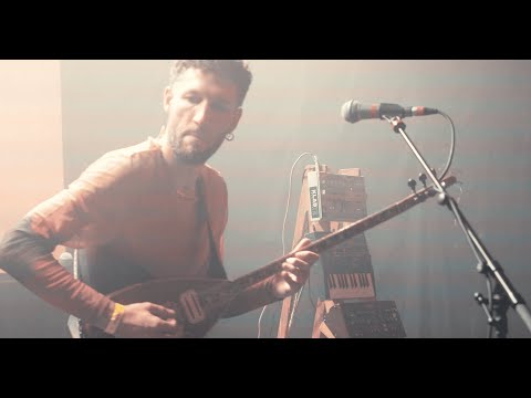 Ko Shin Moon - Lambaya Püf De (Live in Paris)