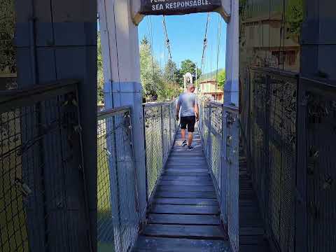 Este puente colgante en Santa Rosa de Calamuchita, Córdoba, Argentina, te va a sorprender 😍🇦🇷