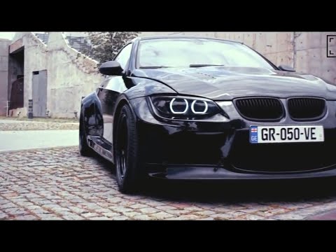 BMW E92 - The Dark Knight | Vorsteiner Groove |