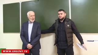 В ЧГУ состоялась встреча студентов факультета журналистского дела с Альви Каримовым