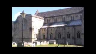 preview picture of video 'Christchurch & Christchurch Priory, Dorset, England ( 1 )'