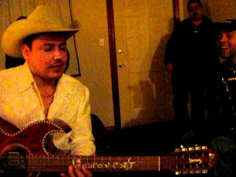 inolvidable acustico intenso y tiranos del norte