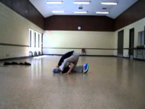 bboy lotus vs bboy pain (pre-battle)