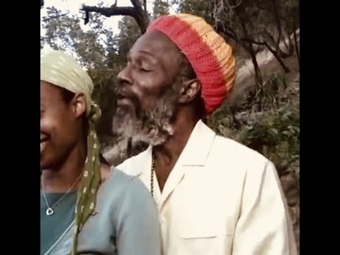 Sangie Davis "PRETTY SMILE" - Official Music Video