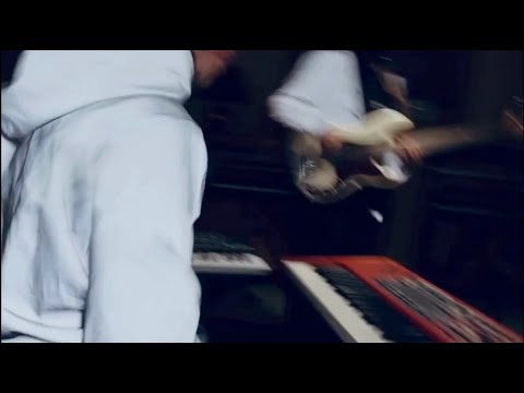 Glass Museum - Anchor (visualiser)