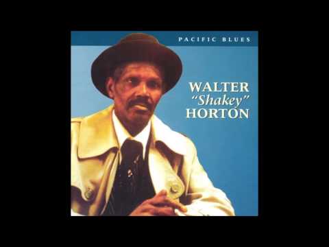 Big Walter Horton - Come On Little Girl (Walter "Shakey" Horton Live)