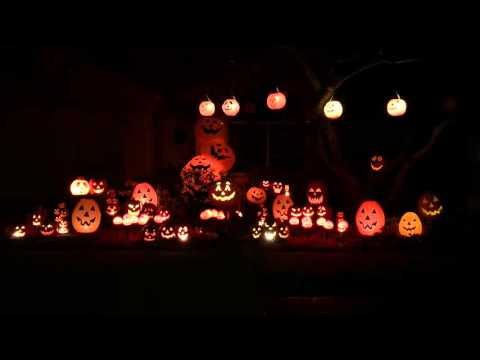 2015 Halloween Light Show - Pumpkins!