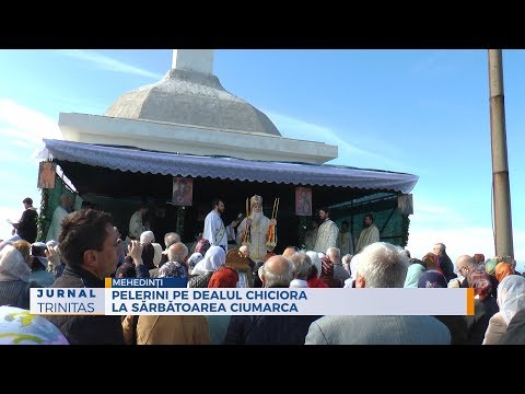 Pelerini pe dealul Chiciora la sărbătoarea Ciumarca