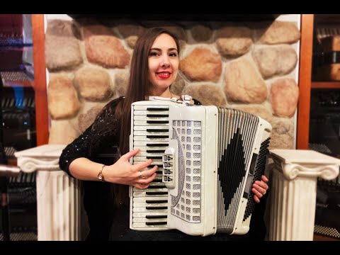 4409 - Ivory Castiglione Piano Accordion LM 41 120 $799